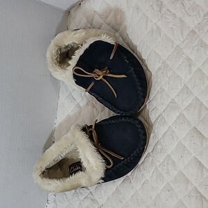 Clarks Navy Blue Mocassin Size 7